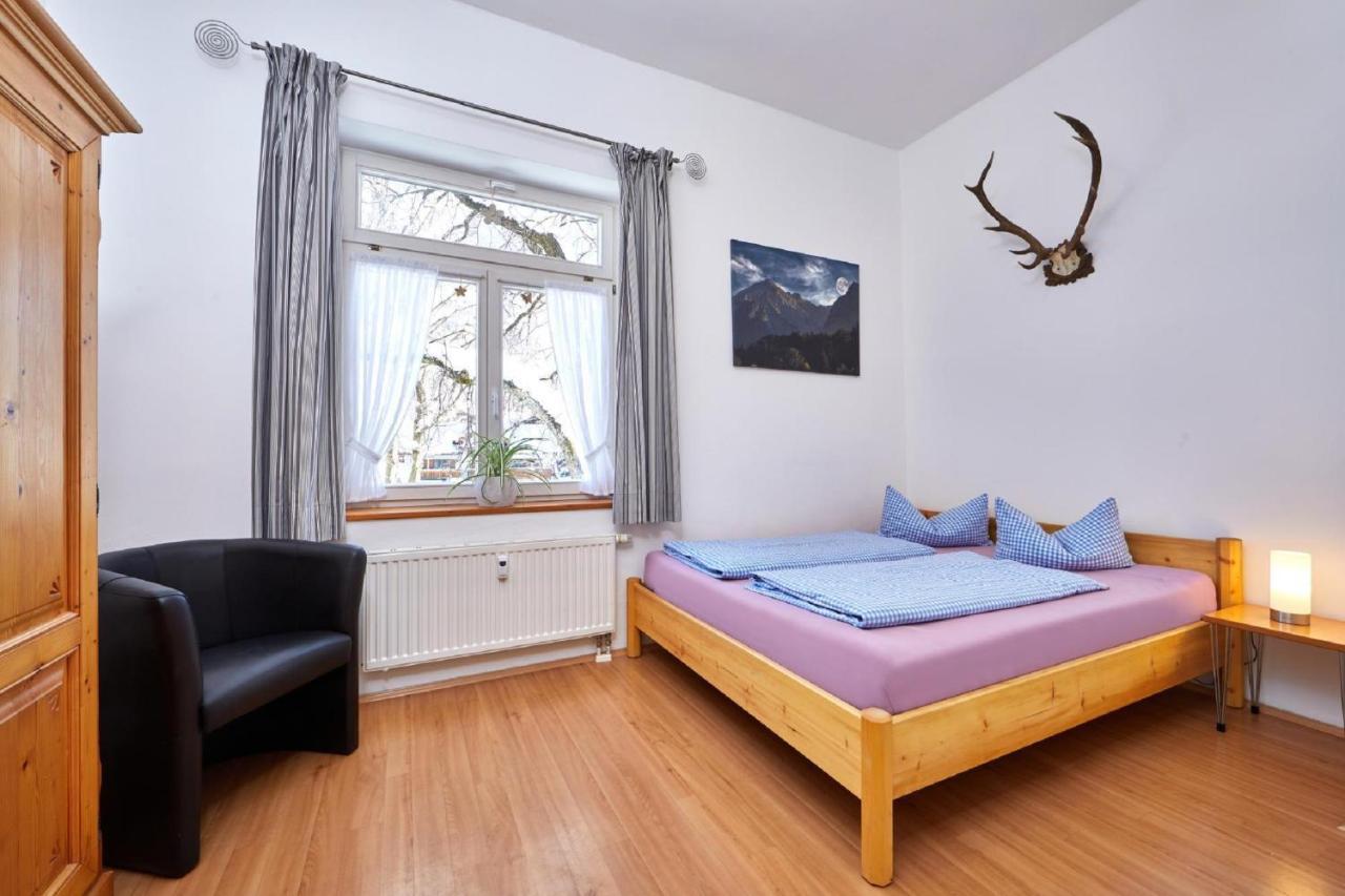 Apartments Alte Villa การ์มิช-พาร์เทนเคียร์เชน ภายนอก รูปภาพ